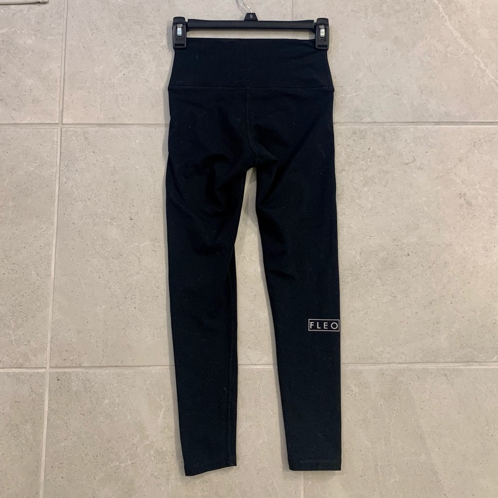 Black 21” FLEO leggings - Romey Fabric